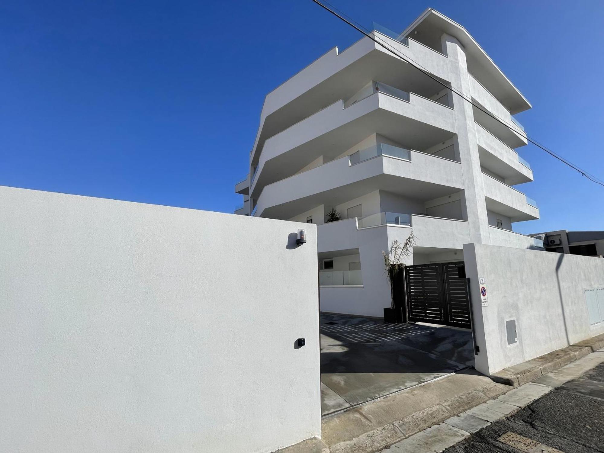 Mari'Entu Apartamento Quartu SantʼElena Exterior foto